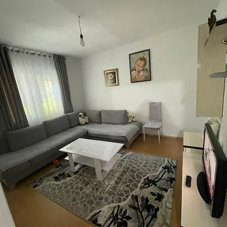 Apartment Arbnb Cuni *